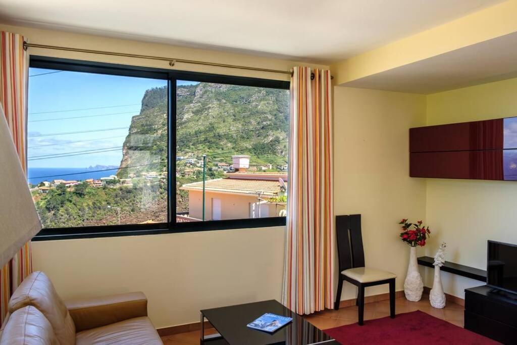 Hikers Haven Vila Sao Roque Do Faial Exterior foto